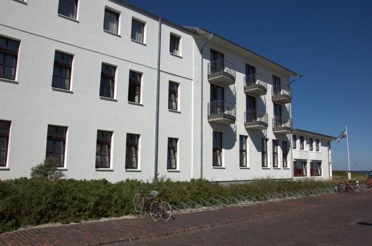 Gaestehaus Germania Wangerooge Exterior photo